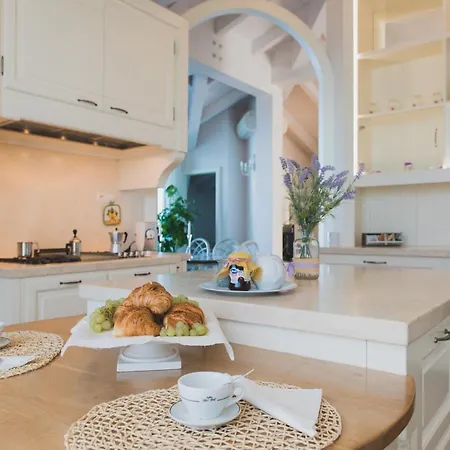 Lilla Sulla Di Luxury Appartement