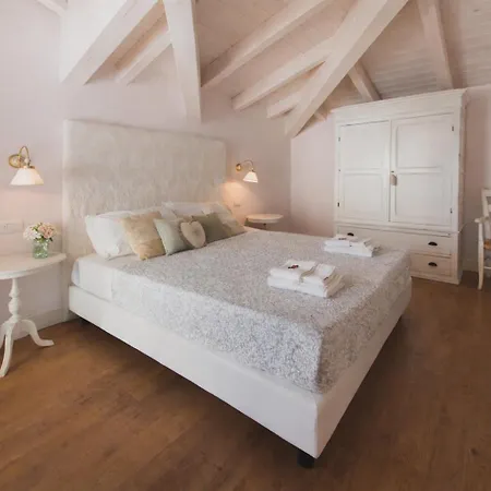 Lilla Sulla Di Luxury