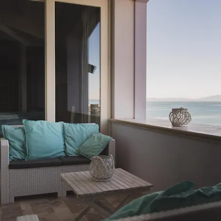 Villa Lilla Sulla Spiaggia Di San Vincenzo Luxury * San Vincenzo