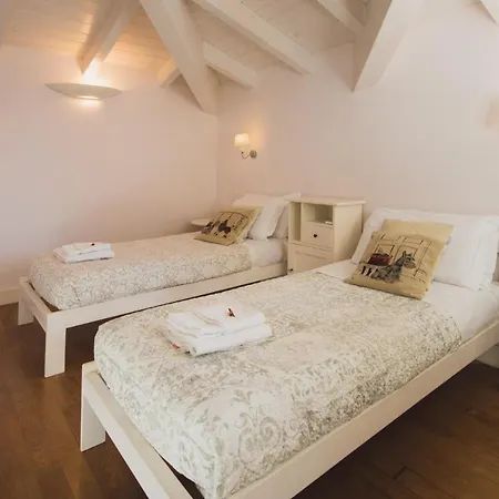 Lilla Sulla Di Luxury