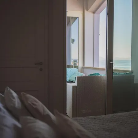 Apartment Villa Lilla Sulla Spiaggia Di San Vincenzo Luxury *